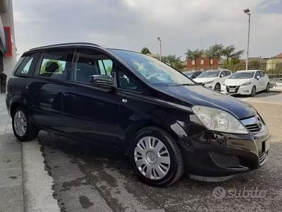 Usata Opel Zafira 94 CV (69 kW) 2008 Nero Monovolume