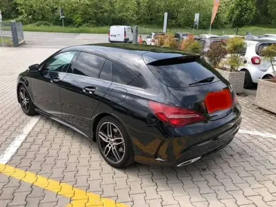Usata Mercedes CLA180 Shooting Brake Business 109 CV (80 kW) 2017 Nero Station wagon