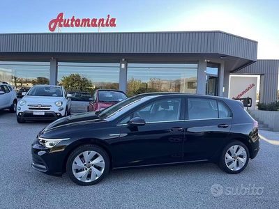 Usata VW Golf VII 150 CV (110 kW) 2021 Nero Utilitaria