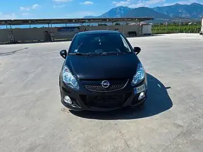 Usata Opel Corsa OPC 192 CV (141 kW) 2008 Nero Utilitaria
