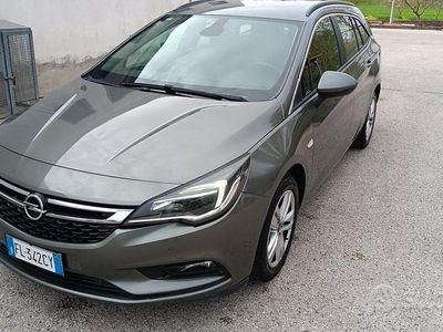 Usata Opel Astra 110 CV (80 kW) 2017 Grigio Station wagon