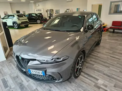 Usata Alfa Romeo Tonale Veloce 160 CV (117 kW) 2025 Grigio SUV