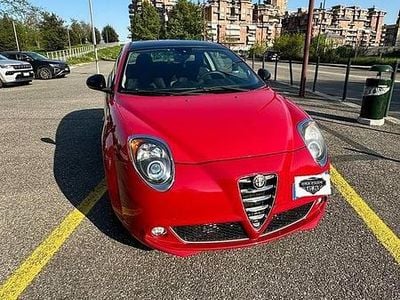 Begagnad Alfa Romeo MiTo 120 HK (88 kW) 2015 Röd Halvkombi