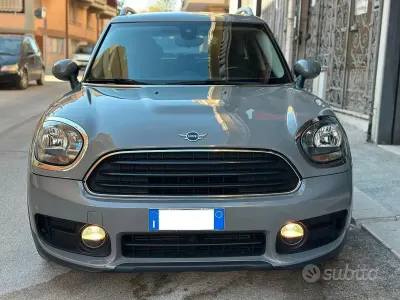 Begagnad Mini One D Countryman Business 116 HK (85 kW) 2019 Grå SUV