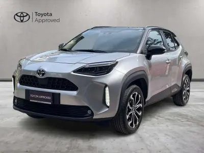Usata Toyota Yaris Cross Trend 116 CV (85 kW) 2022 Grigio SUV