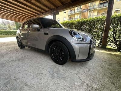 Usata Mini ONE Business 102 CV (75 kW) 2021 Utilitaria