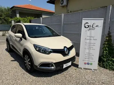 Usata Renault Captur 90 CV (66 kW) 2013 Beige SUV