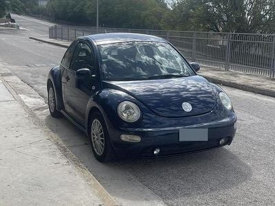 Usata VW New Beetle 90 CV (66 kW) 2000 Blu Utilitaria