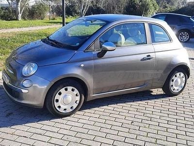 Begagnad Fiat 500 Lounge 69 HK (50 kW) 2013 Grå Sedan