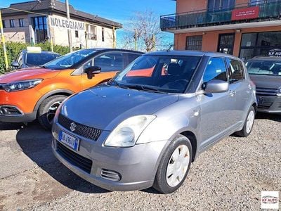 Usata Suzuki Swift GL 69 CV (50 kW) 2006 Argento Utilitaria