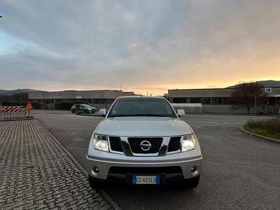 Usata Nissan Navara 174 CV (127 kW) 2007 Grigio Pick-up