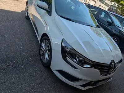 Usata Renault Mégane GT Line GT-Line 131 CV (96 kW) 2016 Bianco Berlina