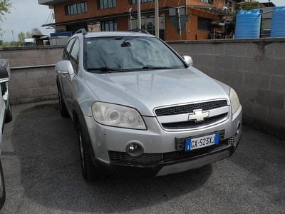 Usata Chevrolet Captiva 150 CV (110 kW) 2007 Grigio SUV