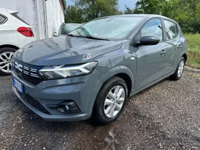 Brugt Dacia Sandero Comfort 101 HK (74 kW) 2023 Grå Sedan