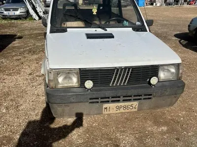 Usata Fiat 750 34 CV (25 kW) 1990 Berlina