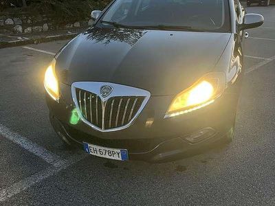 Usata Lancia Delta 120 CV (88 kW) 2011 Utilitaria