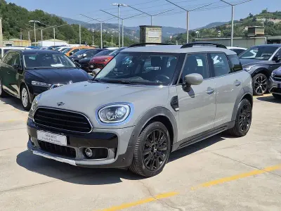 Usata Mini One D Countryman Hype 116 CV (85 kW) 2019 Grigio SUV