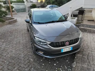 Usata Fiat Tipo 95 CV (69 kW) 2016 Grigio Berlina