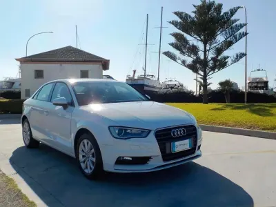 Usata Audi A3 Young 110 CV (80 kW) 2015 Bianco Berlina