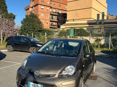 Usata Toyota Aygo 2012 Marrone Utilitaria