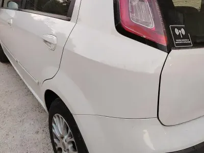 Usata Fiat Punto Evo 75 CV (55 kW) 2012 Bianco Utilitaria