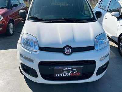 Usata Fiat Panda Easy 85 CV (62 kW) 2012 Bianco Utilitaria