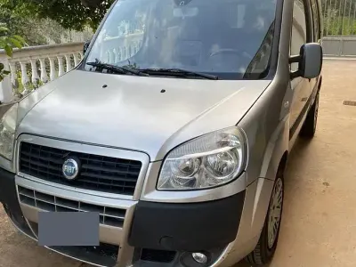 Käytetty Fiat Doblò 85 HP (62 kW) 2006 Harmaa Tila-auto