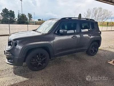 Usata Jeep Renegade Limited 140 CV (102 kW) 2018 Grigio SUV