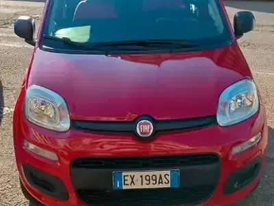 Usata Fiat Panda 85 CV (62 kW) 2014 Rosso Utilitaria