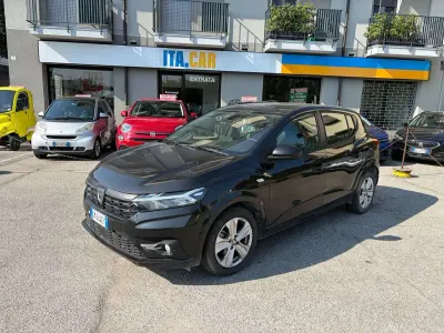 Usata Dacia Sandero Comfort 67 CV (49 kW) 2022 Nero Berlina