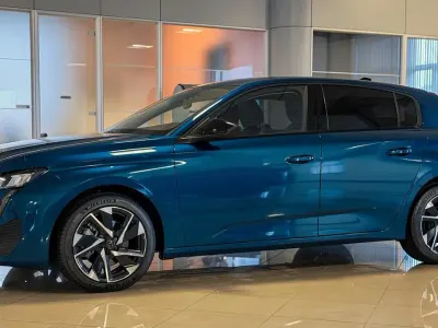 Nuova Peugeot 308 Allure 130 CV (95 kW) 2026 Blu Berlina
