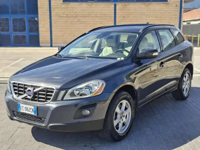Usata Volvo XC60 Momentum 163 CV (119 kW) 2010 SUV