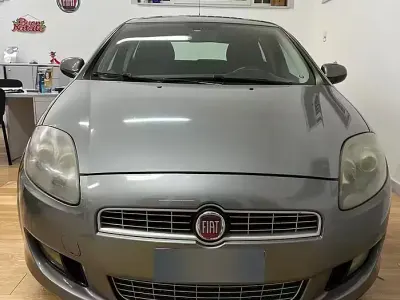 Usata Fiat Sedici 120 CV (88 kW) 2010 Grigio SUV