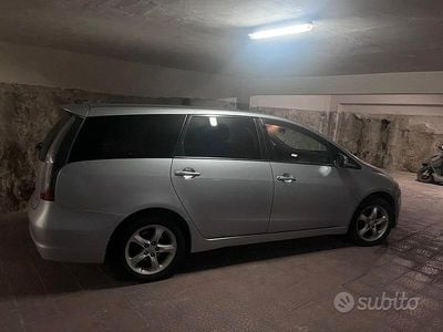 Usata Mitsubishi Grandis 136 CV (100 kW) 2006 Grigio Monovolume