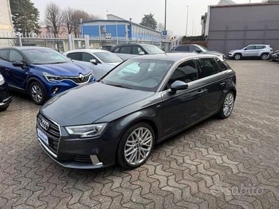 Begagnad Audi A3 S-Line 150 HK (110 kW) 2016 Grå Halvkombi