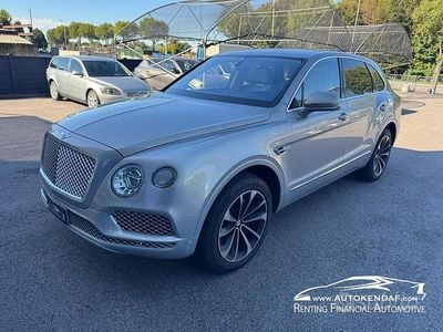 Usata Bentley Bentayga 608 CV (447 kW) 2016 Nero SUV