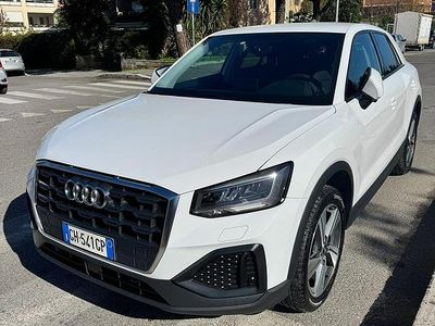 Begagnad Audi Q2 Admired 150 HK (110 kW) 2021 Vit SUV