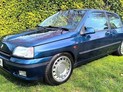 Usata Renault Clio 137 CV (100 kW) 1991 Blu Utilitaria