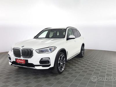 Usata BMW X5 xLine 286 CV (210 kW) 2021 Alpine white SUV