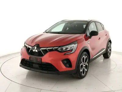 Nuova Mitsubishi ASX Intense 140 CV (102 kW) 2025 Sunrise red con tetto nero SUV