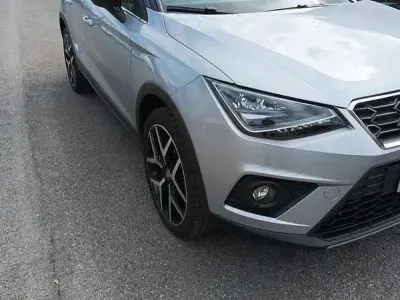 Usata Seat Arona FR 90 CV (66 kW) 2020 Argento SUV