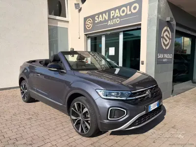 Usata VW T-Roc Cabriolet Style 150 CV (110 kW) 2022 Grigio Cabrio