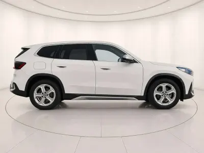 Usata BMW iX1 xLine 67 kW (92 CV) 2025 Bianco SUV