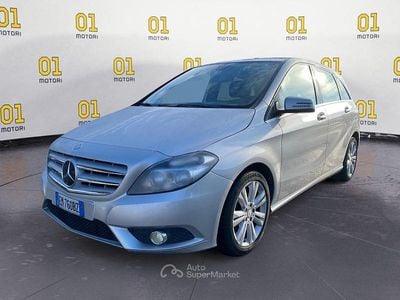 Usata Mercedes B180 Executive 109 CV (80 kW) 2012 Argento Monovolume