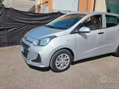 Używany Hyundai i10 67 KM (49 kW) 2017 Szary Hatchback