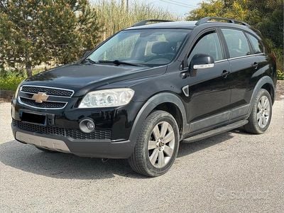 Usata Chevrolet Captiva LS 150 CV (110 kW) 2007 Nero SUV
