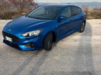 Blu Usata 2019 Ford Focus ST-Line Berlina | 15.499 € (Cara)