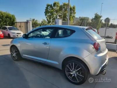 Usata Alfa Romeo MiTo Distinctive 95 CV (69 kW) 2011 Grigio Utilitaria