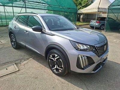 Usata Peugeot 2008 Allure 101 CV (74 kW) 2025 Grigio artense SUV