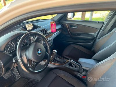 Usata BMW 120 Sport Line 2011 Utilitaria